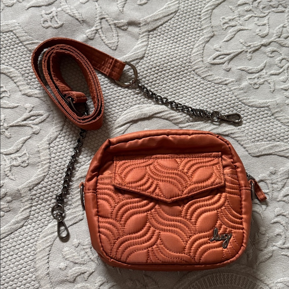 Lug Swing in Copper